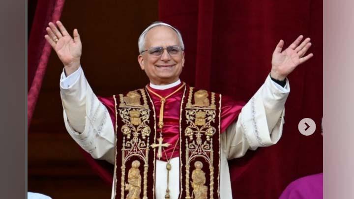 Habemus Papam! Asap Putih Telah Muncul – Tanda Bahwa Paus Baru&nbsp;Terpilih